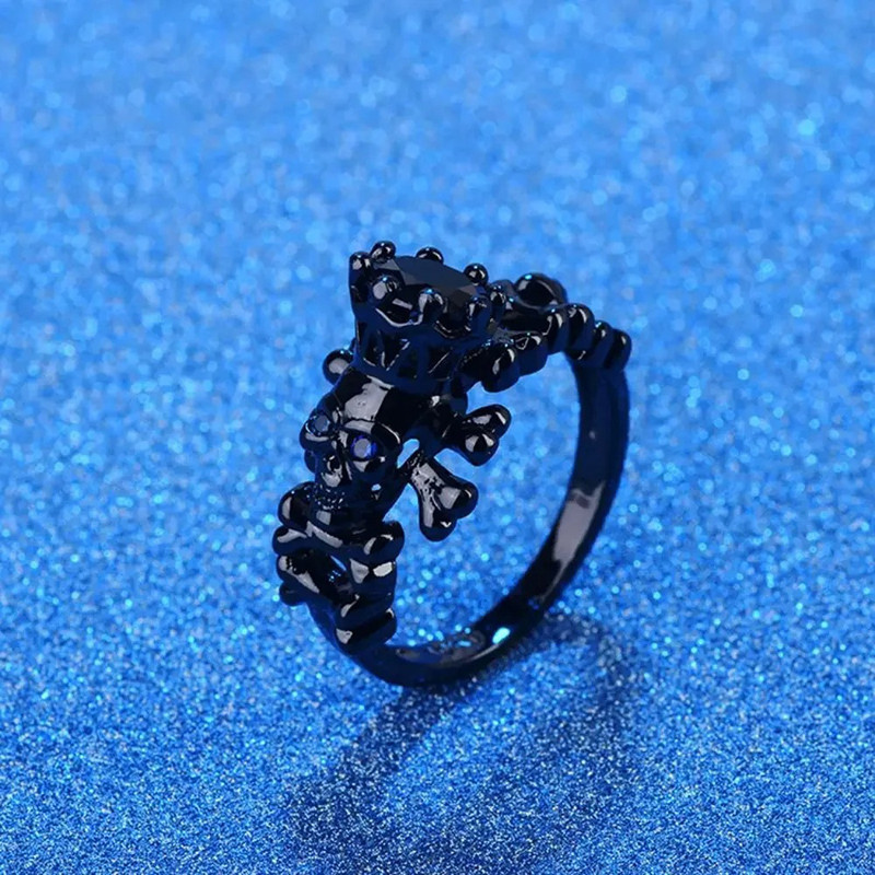 Bague Tête de Mort Noire Crâne Sertie « Couronne d’Obsidienne »