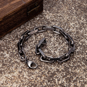 Avant Bracelet Chaîne Rock "Maillons Forgés de l’Abîme"