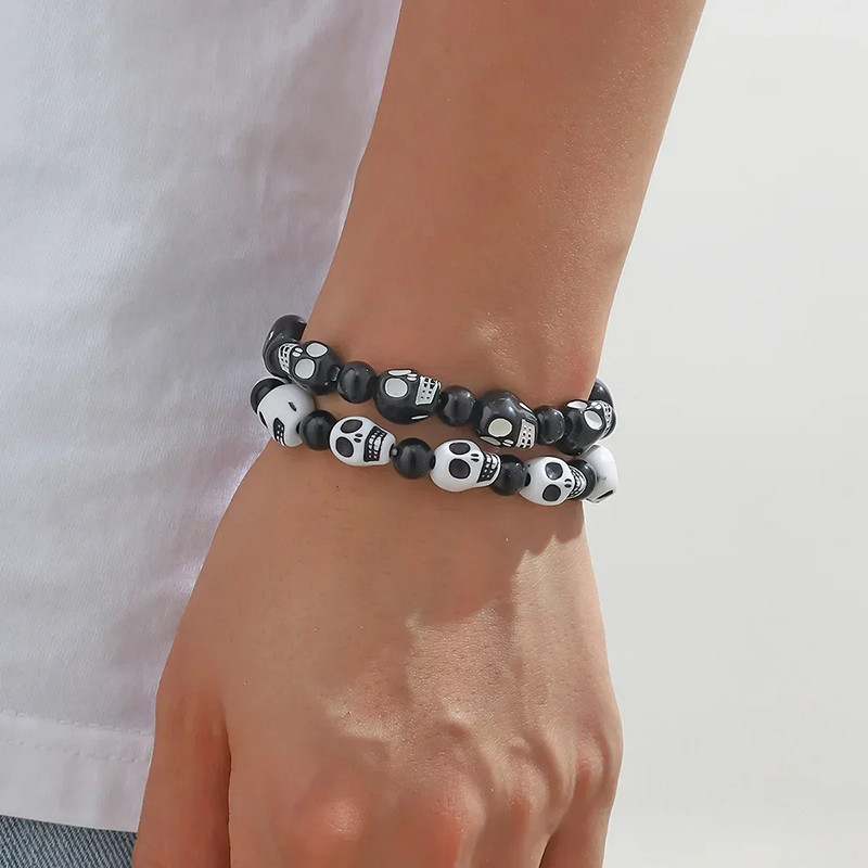 Vue Portée Bracelet Tête de Mort "Duo Yin & Os Noirs"