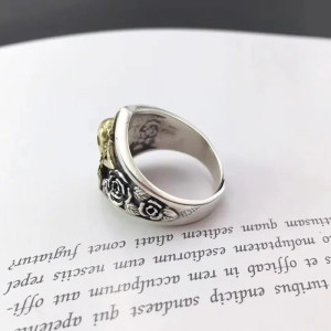 Vue Arrière Bague Tête de Mort Étoile Chaînée  « Pacte du Pentacle Noir »