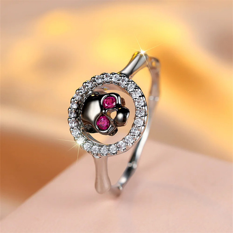 Bague Tête de Mort Halo Serti « Regard Éternel »