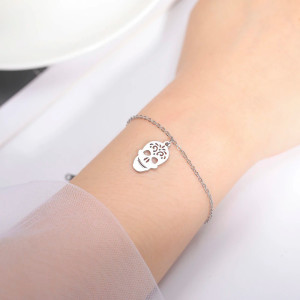 Vue Portée Bracelet Tête de Mort Calavera "Sourire Doré de la Chance" Couleur Argent