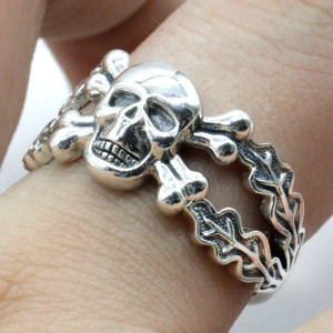 Magnifique Bague Tête de Mort « Croix des Os Ancestraux » en Argent 925