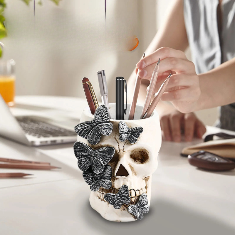 Magnifique Porte-Stylos Tête de Mort Papillons de l’Ombre
