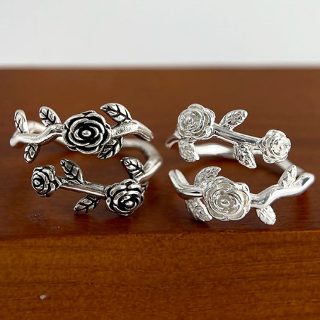 Avant Bague Rock Rose Gothique Argent 925 « Étreinte Florale Nocturne »