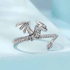 Bague Dragon Ailé en Argent 925 « Gardien des Cieux »