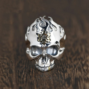Bague Tête de Mort « Sceau des Flammes Anciennes » - Argent 925