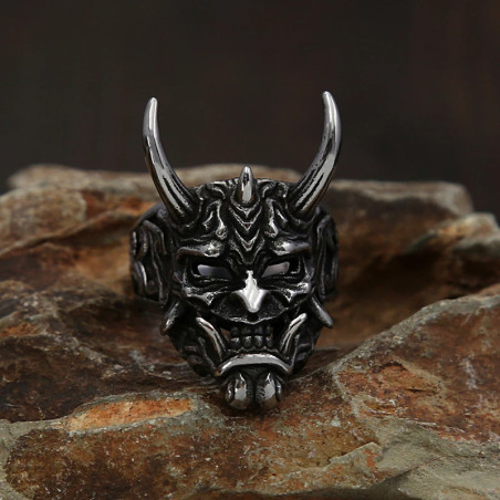 Vue de Face Bague Goth Démon Cornu "Seigneur des Abysses"