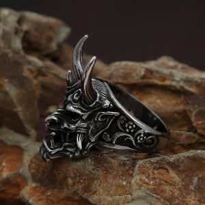 Bague Goth Démon Cornu "Seigneur des Abysses"