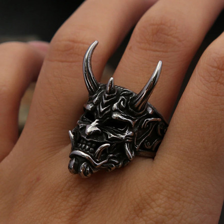 Vue Portée Bague Goth Démon Cornu "Seigneur des Abysses"