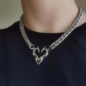 Collier Rock Goth "Cœur Tribal"
