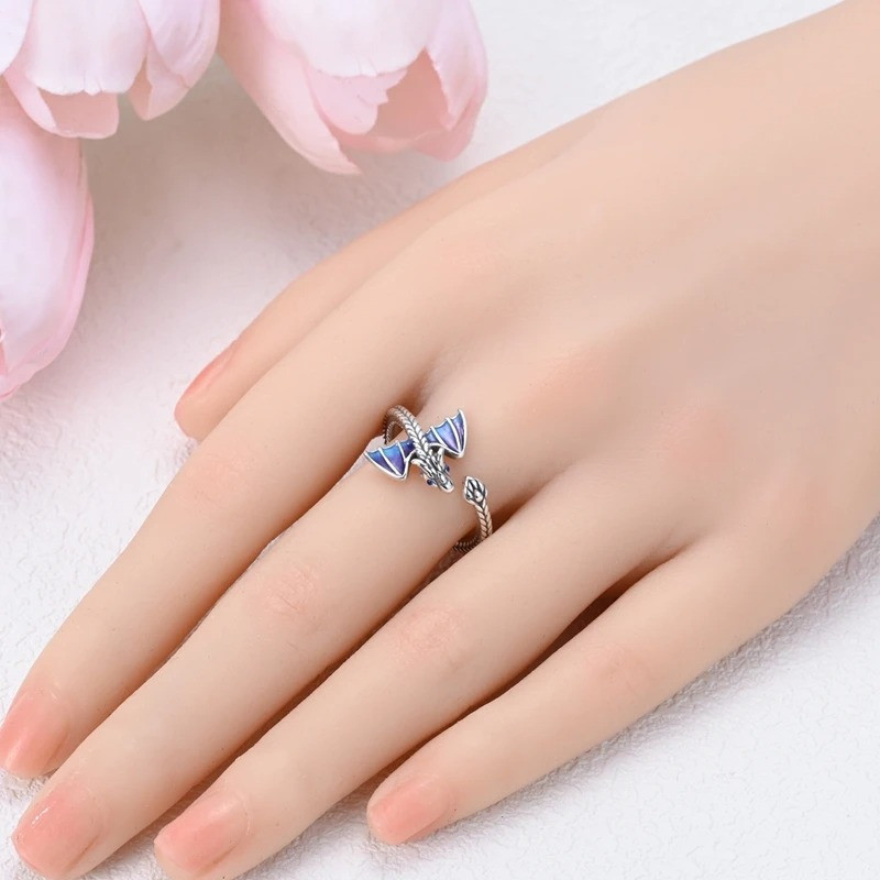 Vue Portée Bague Viking Dragon Ailé"Veines d’Azur" - Argent 925