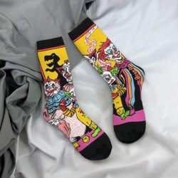 vue complète des Chaussettes clowns meurtriers