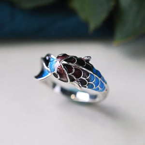 Bague Rock “Electric Chromatic Rebel Koi”