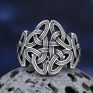 Vue de Face Bague Viking "Nœud du Destin"