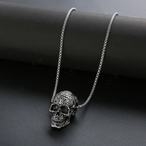 Collier Tête de Mort Rock  "Crâne Gravé des Ombres"