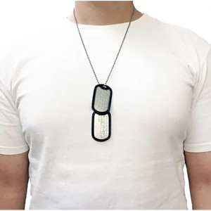Vue Portée Collier Dog Tags Militaires - Plaques d’Identification Personnalisées - Avec silencers inclus !