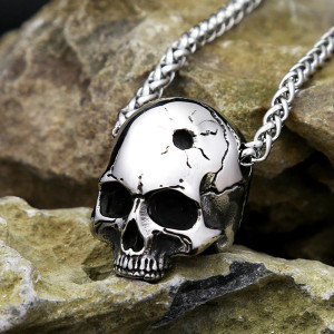 Collier Tête de Mort "Crâne Fendu"