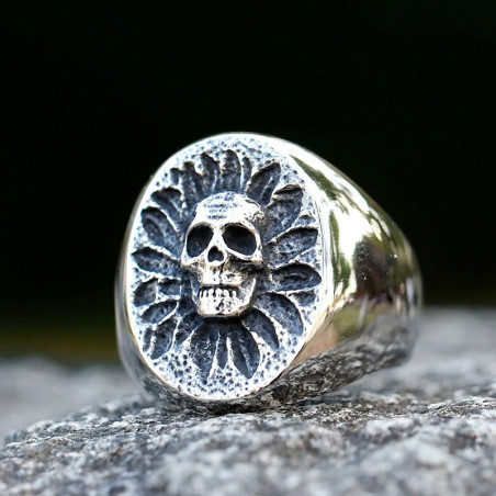 Avant Bague Tête de Mort Goth "Soleil Funéraire"