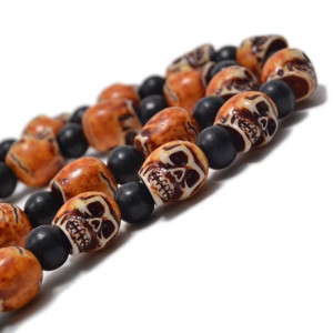 Détails des beads du Collier Tête de Mort Chapelet de Crânes Tribaux Couleur marron