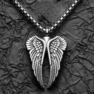 Vue de Face Collier Rock Ailes d’Ange Veilleur des Âmes