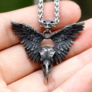 Collier Goth Corbeau Noir “Messager des Ombres”