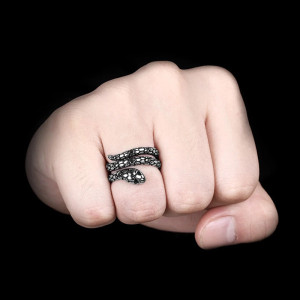 Vue Portée Bague Serpent - Étreinte Venimeuse
