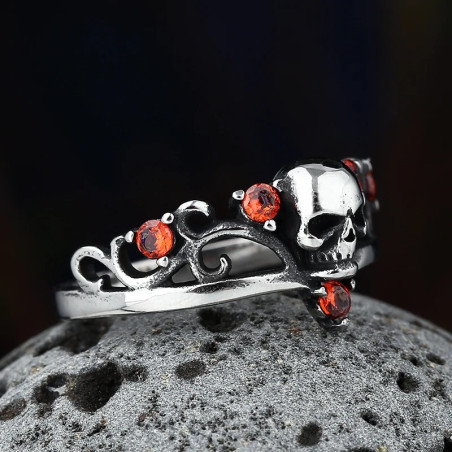 Bague Tête de Mort Gothique Diadème de Sang