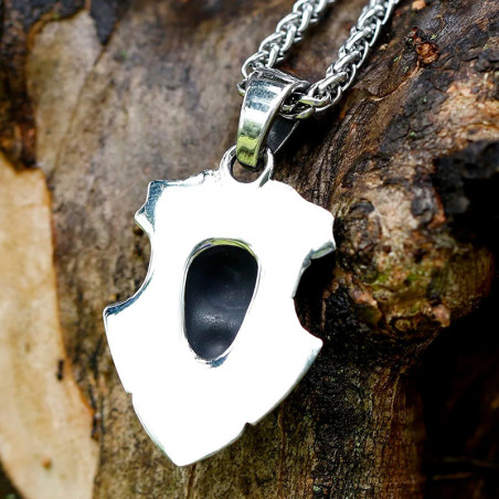 Vue Arrière Collier Tête de Mort - “Le Blason des Ombres”
