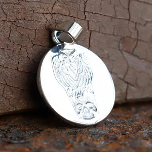 Collier Tête de Mort - “Le Silence des Sages”