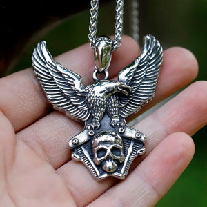 Collier Tête de Mort Motard - Aigle de l’Ultime Liberté
