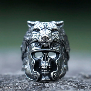 Bague Tête de Mort Viking "Casque du Loup Noir"