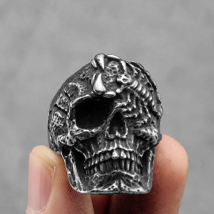 Avant Bague Tête de Mort - Scorpion de l’Apocalypse