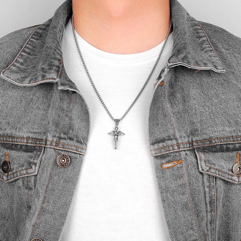 Vue Portée Collier Gothique Ange - Enfant Priant des Cieux Silencieux