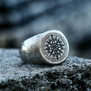 Bague Rock "Sceau du Compas Indomptable" Couleur argent