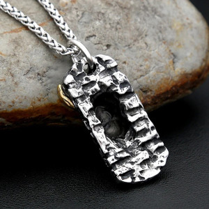 Vue Arrière Collier Gothique Tête de Mort "Totem Cornu des Âmes Profanes"