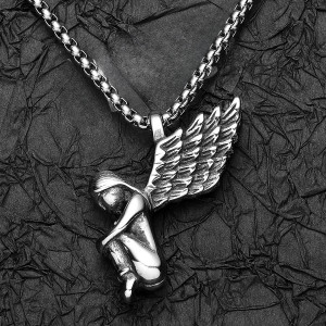 Magnifique Collier Gothique Ange Recueil de l’Ange Déchu