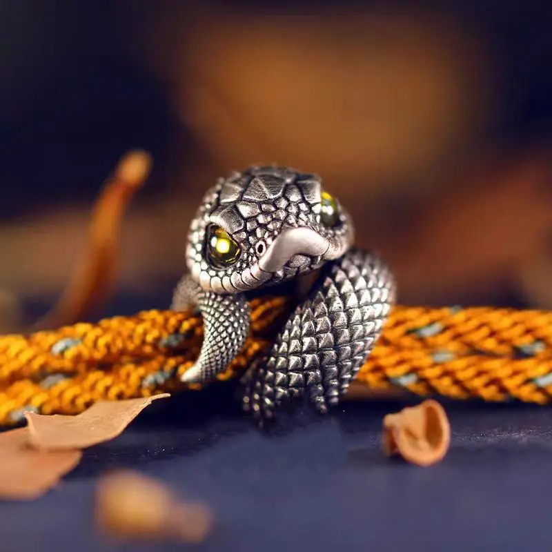 Bracelet Serpent Gardien Ancestral aux Yeux Mystiques Couleur jaune