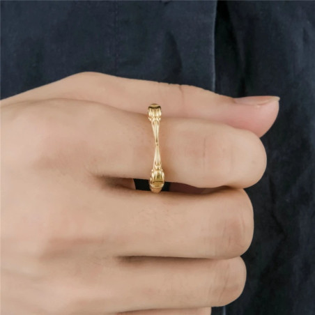 Vue Portée Bague Viking Serres Noires du Valhalla