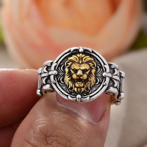 Vue de Face Bague Lion "Couronne du Souverain"