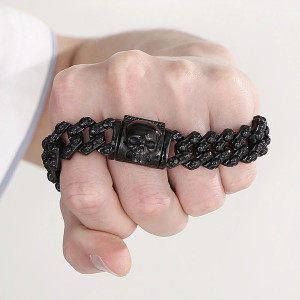 Vue Portée Bracelet Tête de Mort "La Légion Éternelle"