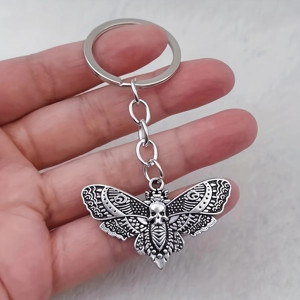 Porte-Clés Tête de Mort "Papillon de l’Au-Delà"