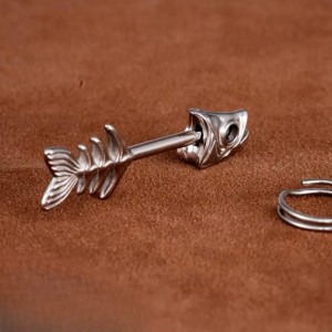 Détails de fixation du Porte-Clés Gothique Clé de l’Arête Marine