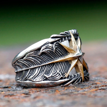 Vue Laterale Bague Rock Punk "Étoile du Destin"
