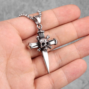 Avant Collier Rock Skull - Croix du Serment d’Acier
