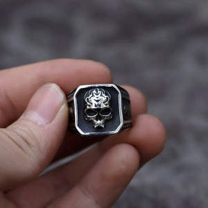 Bague Tête de Mort Chevalière Biker Aigle Tribal