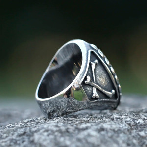Bague Tête de Mort Lauriers de la Mort