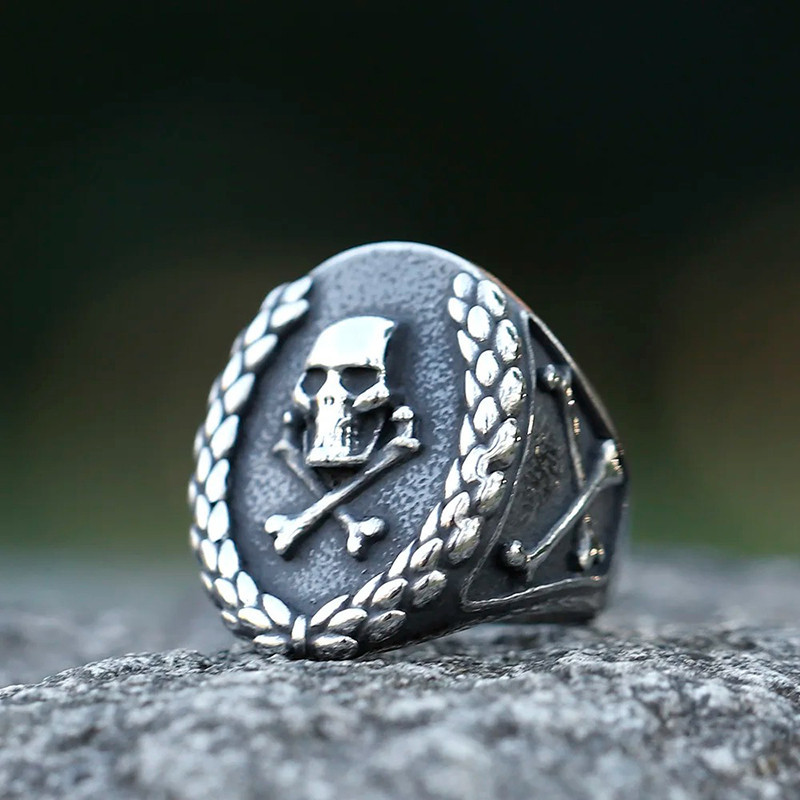 Bague Tête de Mort Lauriers de la Mort