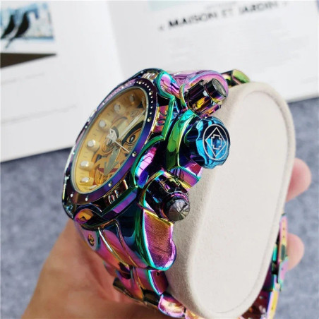 Vue Laterale Montre Gothique "Masque du Temps Chromatique"