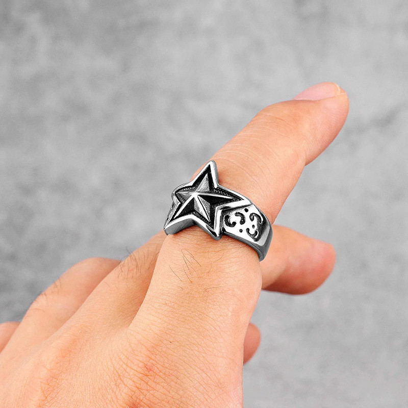 Vue Portée Bague Rock Super Star